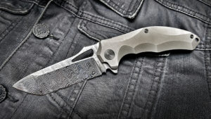 Darkstalker Folder Mini Damasteel