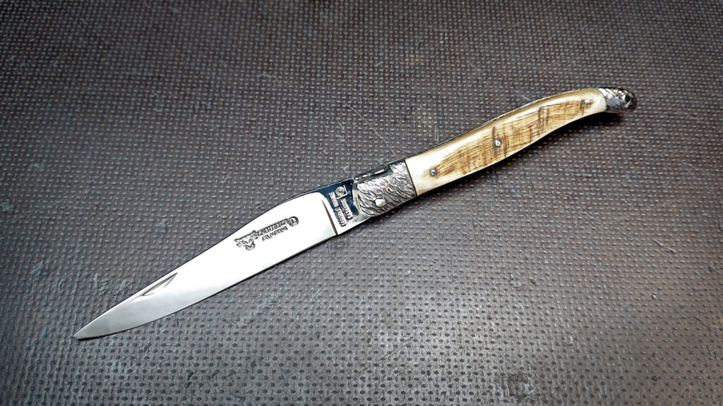 Laguiole 12cm Widderhornkruste | gehämmerte Backen