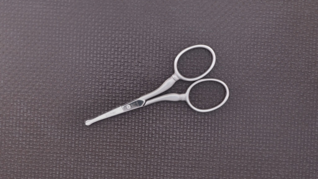 Nasenhaarschere gerade 3,5" inox
