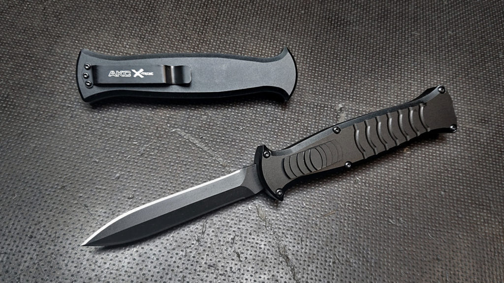 X-Treme OTF Dagger |  blk/lbk