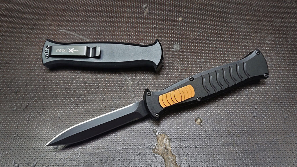 X-Treme OTF Dagger |  blk/blk - Orange Button