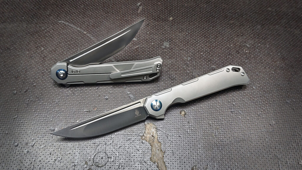 BEGLEITER | Titanium grey