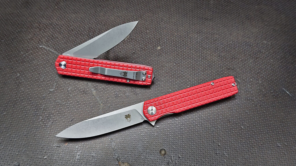 Medium Cayden | Red Drop