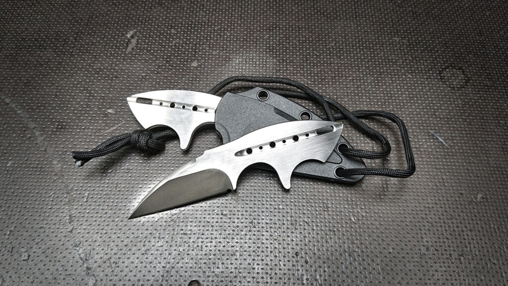 TREE FROG | Neck Knife