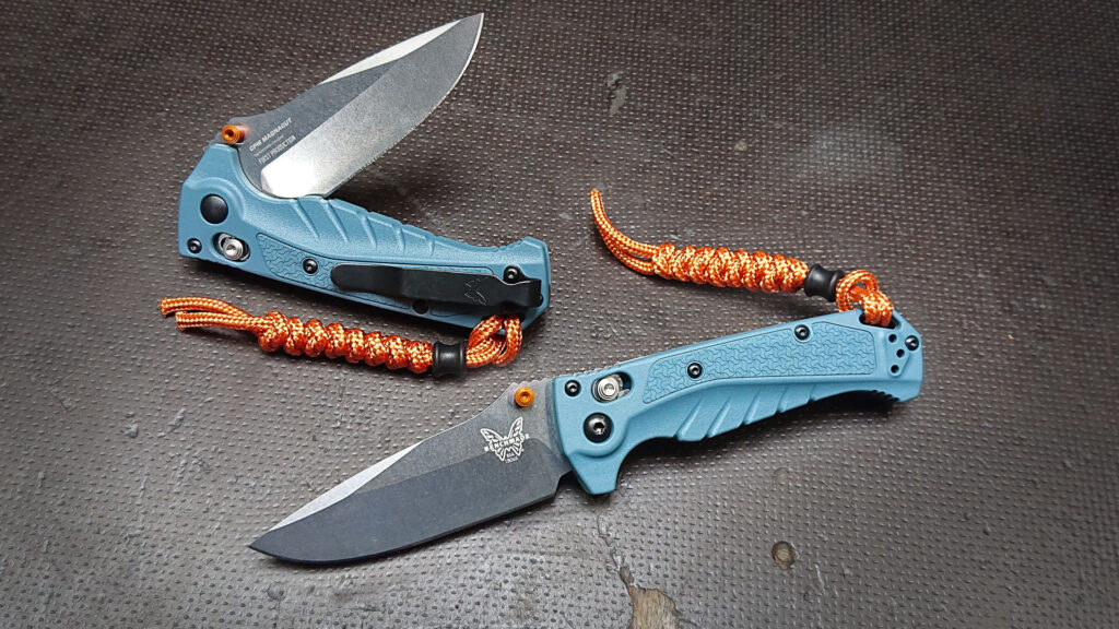 MINI ADIRA™ | DEPTH BLUE GRIVORY®