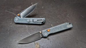 Begleiter 2.9 | Grey Aluminum